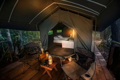 Tente Akaka Forest Camp